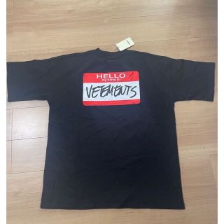 ヴェトモン(VETEMENTS)のVETEMENTS Tシャツ 新品未使用(Tシャツ/カットソー(半袖/袖なし))