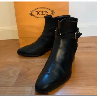 トッズ(TOD'S)のTod'sのショートブーツ(ブーツ)