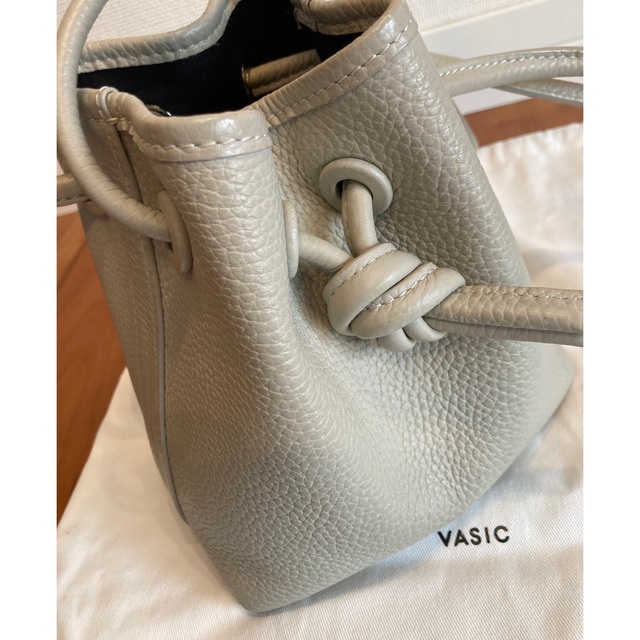 VASIC(ヴァジック)の【難あり】vasic bond mini mini ヴァジック ハンドバッグ巾着 レディースのバッグ(ハンドバッグ)の商品写真