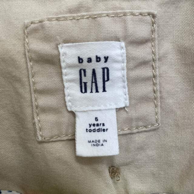 GAP(ギャップ)のGAP トレンチコート 110cm キッズ/ベビー/マタニティのキッズ服女の子用(90cm~)(コート)の商品写真