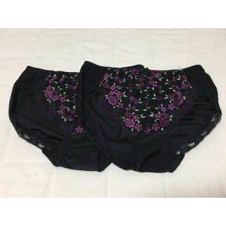 トリンプ(Triumph)の75新品♪Triumphトリンプ♪花柄刺繍使い可愛いショーツLサイズ2枚組(ショーツ)