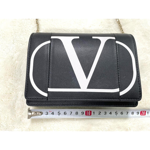 valentino garavani(ヴァレンティノガラヴァーニ)のVALENTINO GARAVANI  ショルダーバッグ レディースのバッグ(ショルダーバッグ)の商品写真