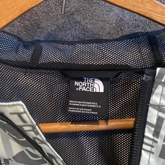 THE NORTH FACE(ザノースフェイス)のノースフェイス　ノベルティーレインシェル メンズのジャケット/アウター(マウンテンパーカー)の商品写真