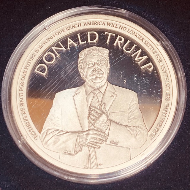 （希少！）トランプ大統領　1オンス 銀貨　3種メモリアルボックスセット エンタメ/ホビーの美術品/アンティーク(貨幣)の商品写真