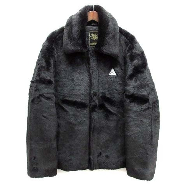 高額売筋】 【美品 3L ビッグバックロゴ フェイクファージャケット 高額売筋】 【美品 3L ビッグバックロゴ フェイクファージャケット