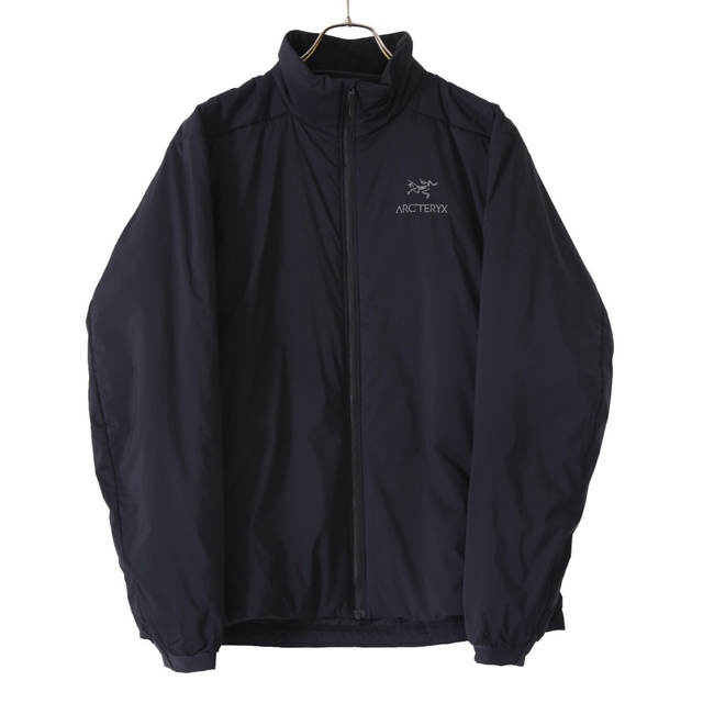 ARC'TERYX(アークテリクス)の新品 正規店購入 アークテリクス ATOM AR JACKET ブラック XXL メンズのジャケット/アウター(ダウンジャケット)の商品写真