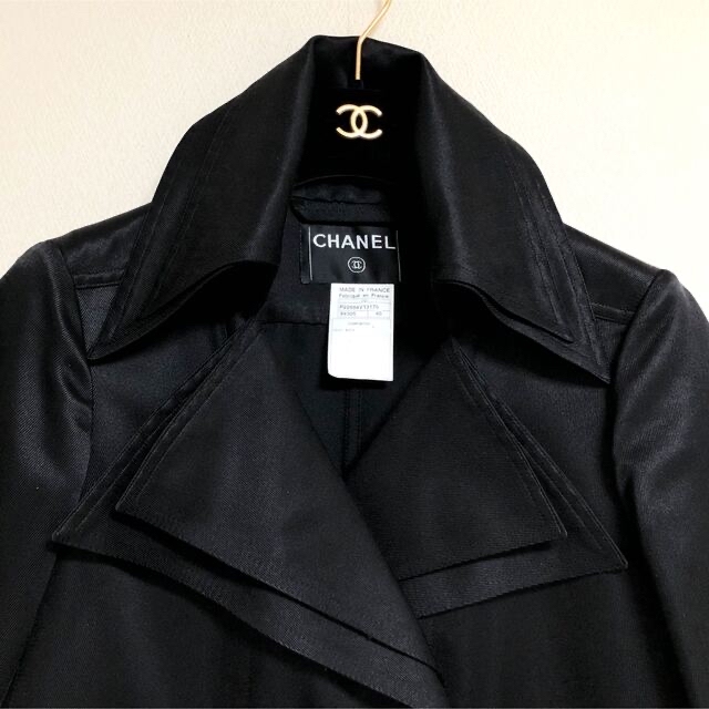 CHANEL(シャネル)のご専用 CHANEL シャネル ココボタン人気 クルーズライン シルクコート レディースのジャケット/アウター(その他)の商品写真