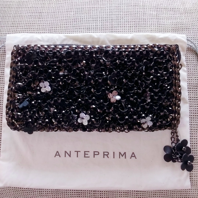 ANTEPRIMA(アンテプリマ)のANTEPRIMA長財布　ブラック レディースのファッション小物(財布)の商品写真