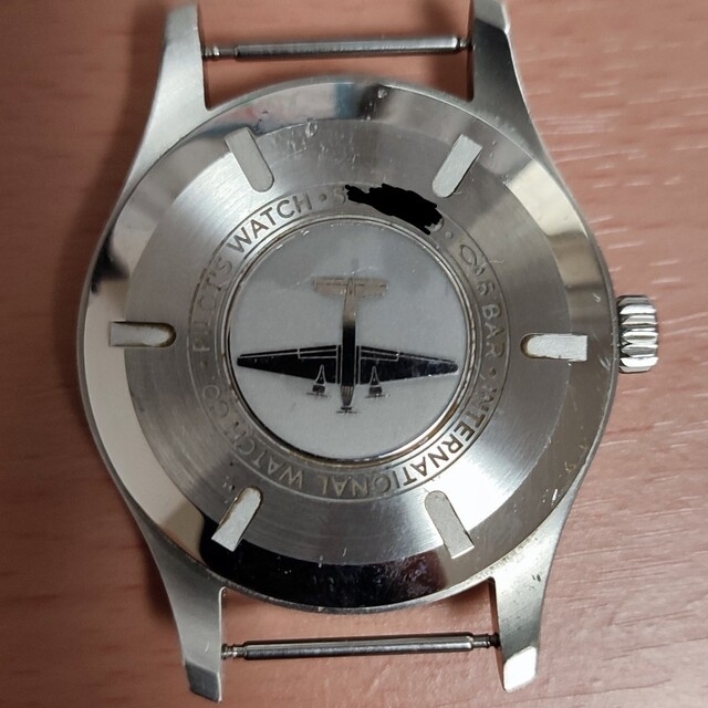 IWC(インターナショナルウォッチカンパニー)のIWC マーク18  パイロット　白文字盤　ビジネス、プライベート兼用可 メンズの時計(腕時計(アナログ))の商品写真