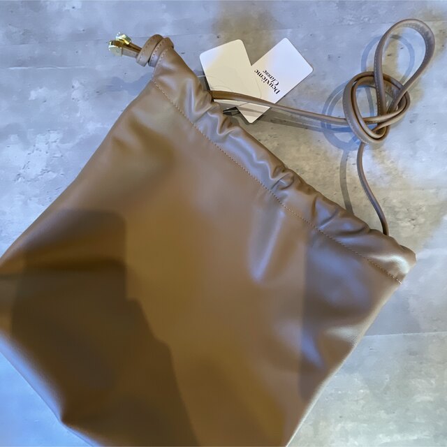 DEUXIEME CLASSE(ドゥーズィエムクラス)のドゥーズィエムクラス　CELERI ポーチミディアムバッグ レディースのバッグ(ショルダーバッグ)の商品写真