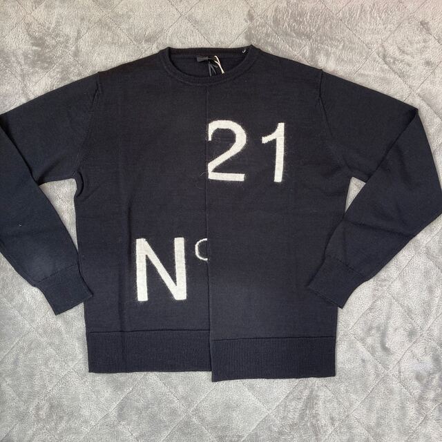 N°21 新品タグ付き ロゴセーター ブラック 12Y - www.husnususlu.com