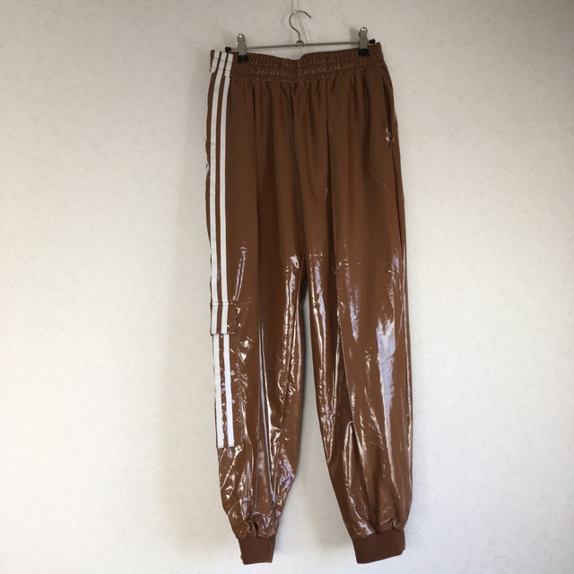 アディダス adidas IVY Park LATEX TRACK PANTS