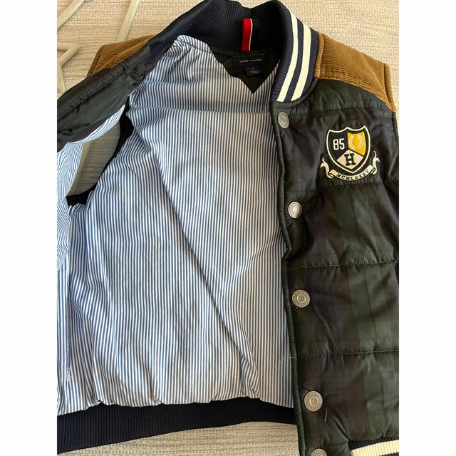 TOMMY HILFIGER(トミーヒルフィガー)のトミー　ダウンベスト　110〜120 キッズ/ベビー/マタニティのキッズ服男の子用(90cm~)(ジャケット/上着)の商品写真