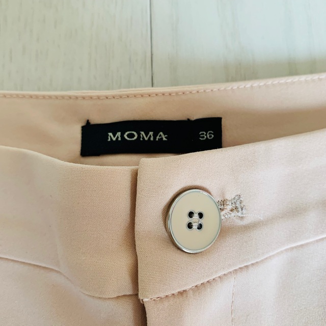 MOMA(モマ)の新品　ショートパンツ  短パン　ピンクベージュ  白　グレー　Sサイズ レディースのパンツ(ショートパンツ)の商品写真