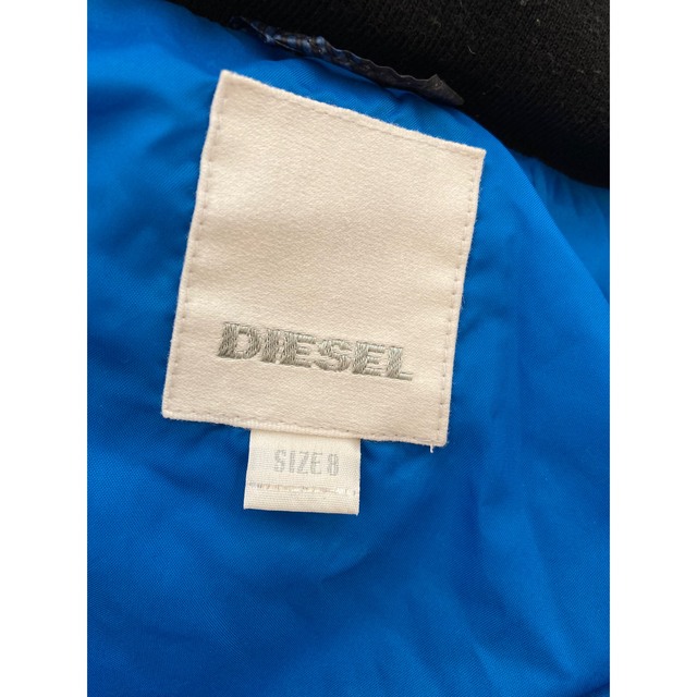 DIESEL(ディーゼル)のdieselダウン8歳 キッズ/ベビー/マタニティのキッズ服男の子用(90cm~)(ジャケット/上着)の商品写真