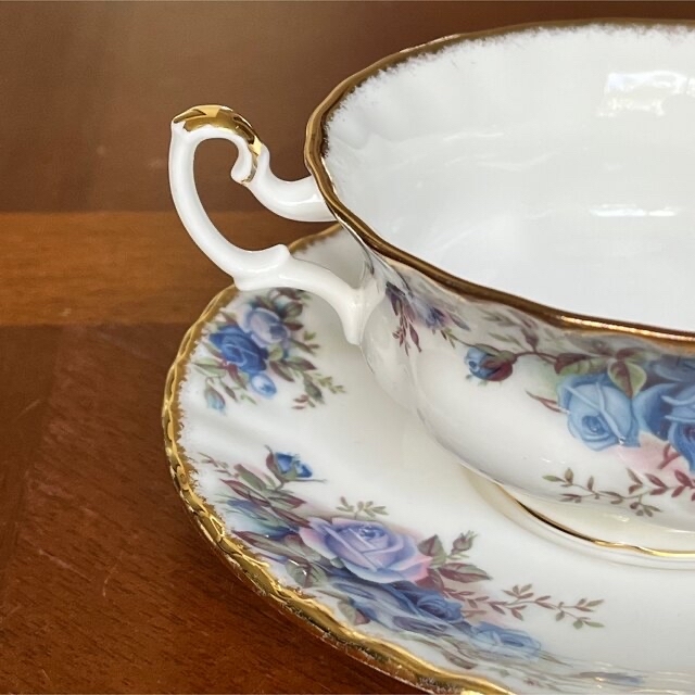 ROYAL ALBERT(ロイヤルアルバート)の【美品】ロイヤルアルバート★ムーンライトローズ★スープC/S インテリア/住まい/日用品のキッチン/食器(食器)の商品写真