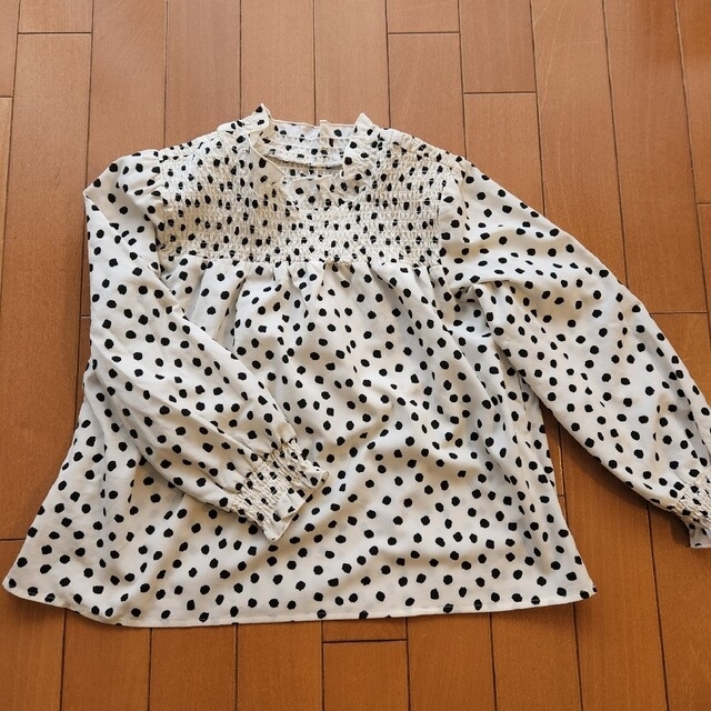 a.v.v(アーヴェヴェ)の【a.v.v】女児用ブラウス 130cm キッズ/ベビー/マタニティのキッズ服女の子用(90cm~)(ブラウス)の商品写真