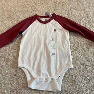 ベビーギャップ(babyGAP)の［タグ付き新品］Baby GAP 長袖ロンパース　くま刺繍　80サイズ(ロンパース)