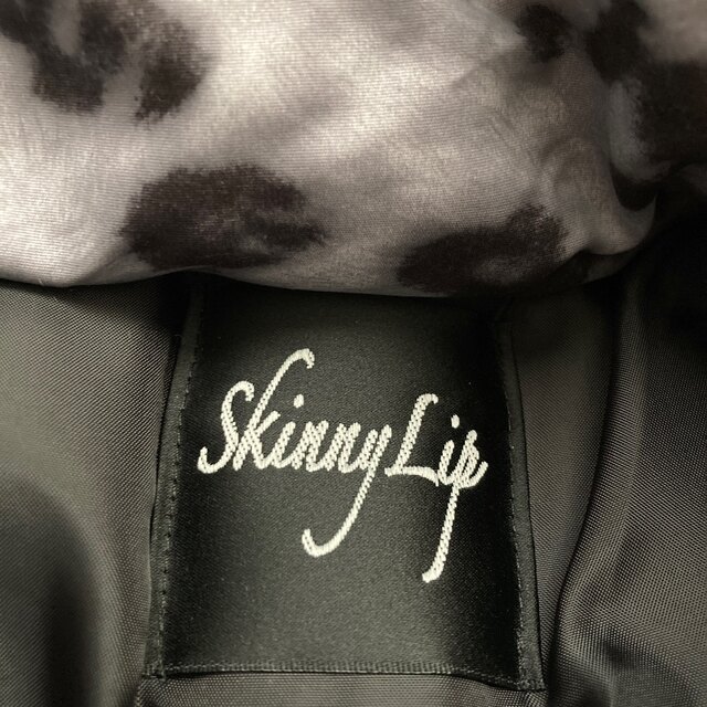 Skinny Lip(スキニーリップ)のSkinny Lip,スキニーリップ/豹柄ダウン レディースのジャケット/アウター(ダウンジャケット)の商品写真
