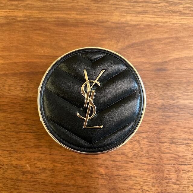 Yves Saint Laurent Beaute(イヴサンローランボーテ)のイブサンローラン　クッションファンデケース&スポンジ コスメ/美容のベースメイク/化粧品(ファンデーション)の商品写真