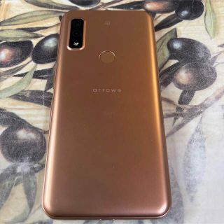 arrows - arrows We ローズゴールド 64 GB SIMフリーの通販 by k.m.