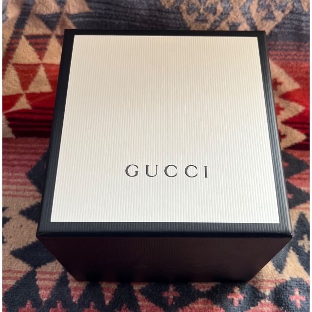 Gucci(グッチ)のGUCCI 時計 グッチゴースト メンズの時計(腕時計(アナログ))の商品写真