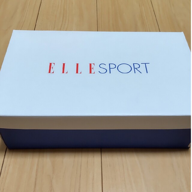ELLE(エル)のELLESPORTS ドライビングシューズ 23.5cm メンズの靴/シューズ(スリッポン/モカシン)の商品写真