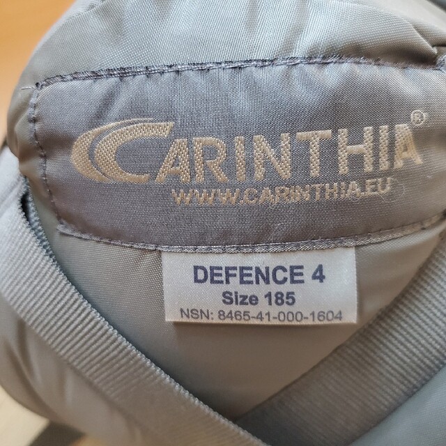 未使用　Carinthia Defence 4 カリンシア　ディフェンス 4　M スポーツ/アウトドアのアウトドア(寝袋/寝具)の商品写真