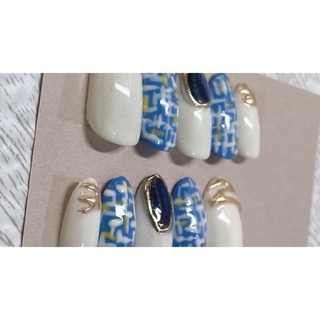 ホワイト、ブルー、ツイードネイル コスメ/美容のネイル(つけ爪/ネイルチップ)の商品写真