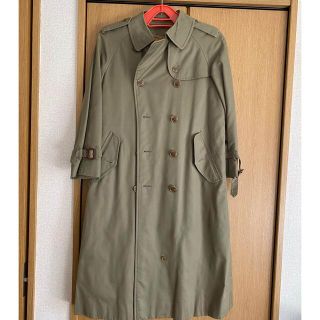 バーバリー(BURBERRY) 白 トレンチコート(レディース)の通販 100点以上 ...