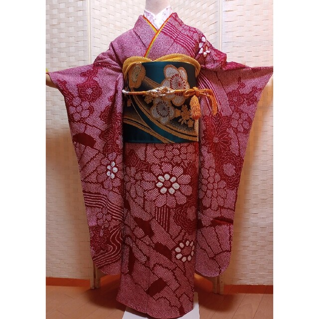 週末値下げ!!☆used美品☆成人式 正絹 豪華振袖7点セット | jarussi