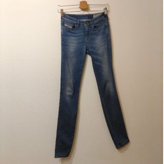 ディーゼル(DIESEL)のDIESEL　スキニー　superslim skinny 24(スキニーパンツ)