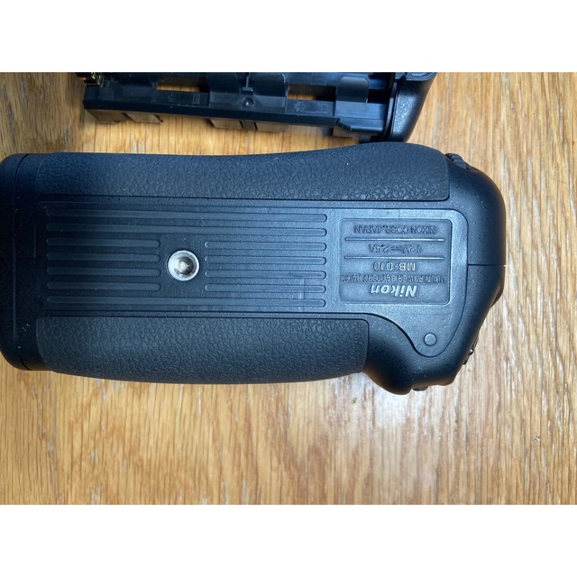 個人 極上品 Nikon D700 MB-D10 バッテリーパック ニコン 一番の贈り物 ...
