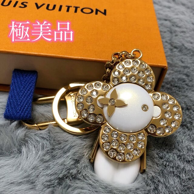 スペシャルオファ LOUIS キーホルダー バッグチャーム クリスマス