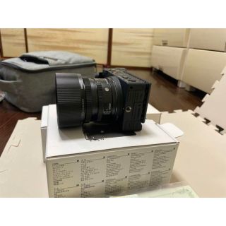 シグマ(SIGMA)のSigma fpl 45mmレンズキットセット(ミラーレス一眼)