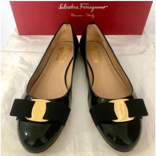 サルヴァトーレフェラガモ(Salvatore Ferragamo)の期間限定！Ferragamo フェラガモ ヴァリナ 24㌢(バレエシューズ)