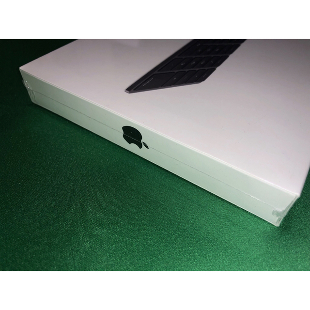 Apple(アップル)の新品 Apple Magic Keyboard(英語配列) MLA22LL/A スマホ/家電/カメラのPC/タブレット(PC周辺機器)の商品写真