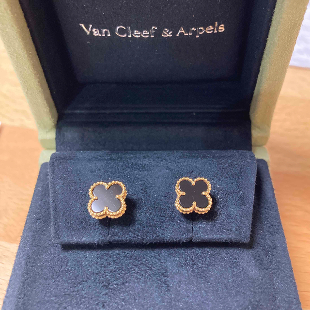 美品　VanCleef \u0026 Arpels スウィートアルハンブラ ピアス