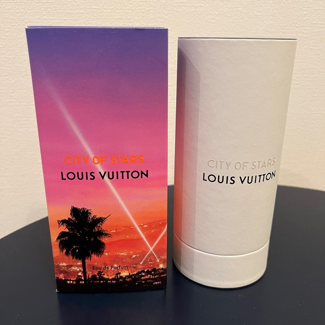 LOUIS VUITTON(ルイヴィトン)の新品 ルイヴィトン/LOUIS VUITTON 香水100㎖ シティオブスターズ コスメ/美容の香水(香水(女性用))の商品写真
