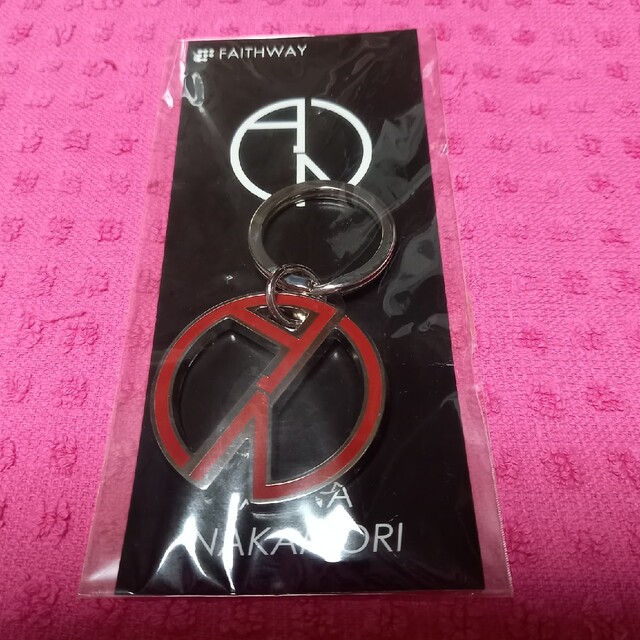 中森明菜 キーホルダー FAITHWAY 4赤と銀 中森明菜 キーホルダー FAITHWAY 4赤と銀