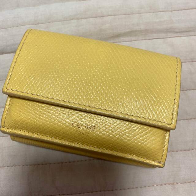 セリーヌ CELINE 完売色 財布 イエロースモール トリフォールド セリーヌ CELINE 完売色 財布 イエロースモール トリフォールド