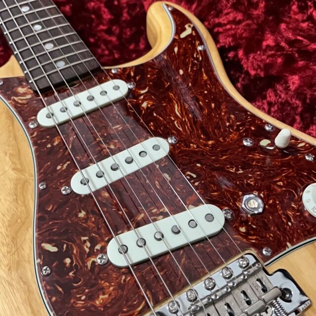 Fender 1965 stratocaster LTD_3