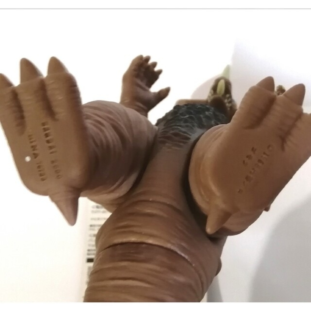 🉐【絶版ソフビ】古代怪獣ゴモラ ウルトラ怪獣シリーズ タグ付き 🉐【絶版ソフビ】古代怪獣ゴモラ ウルトラ怪獣シリーズ タグ付き