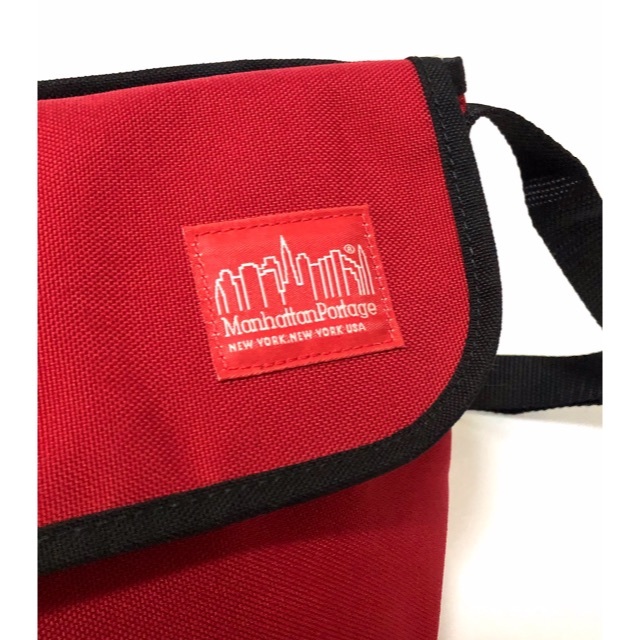 Manhattan Portage(マンハッタンポーテージ)のマンハッタンポーテージ メッセンジャーバッグ XS レッド ショルダーバッグ ナ メンズのバッグ(メッセンジャーバッグ)の商品写真