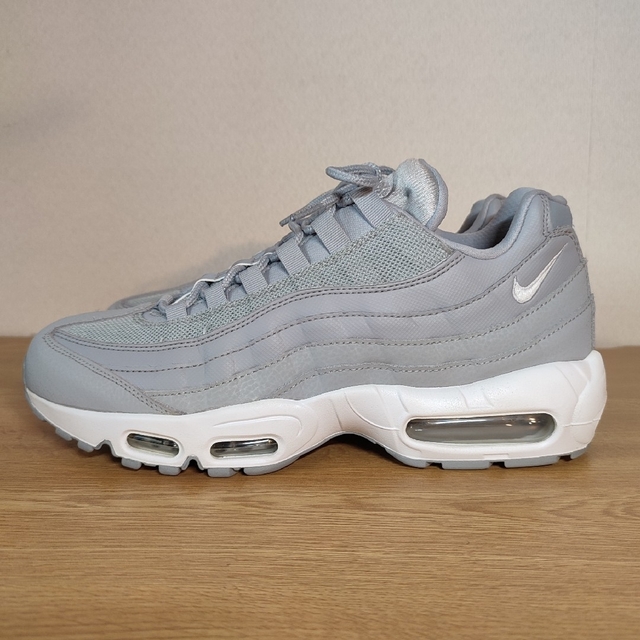 極美品 NIKE AIR MAX 95 ESSENTIAL MONOTONE