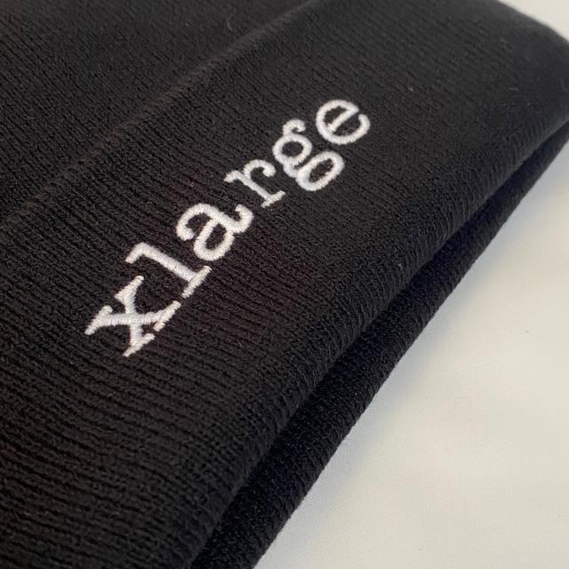 XLARGE(エクストララージ)の海外限定・特価❗️X-Large エクストララージ ビーニー　ニット帽　ブラック メンズの帽子(ニット帽/ビーニー)の商品写真