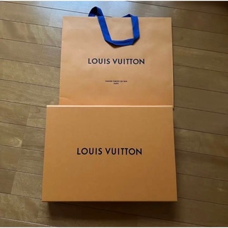 ルイヴィトン(LOUIS VUITTON)のルイヴィトン　空箱＋リボン＋ショップ袋付き(ショップ袋)