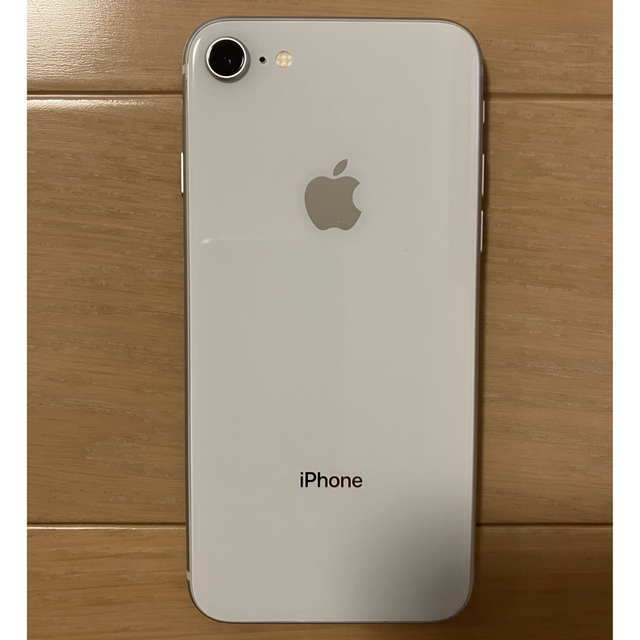 iPhone 8 64GB シルバー