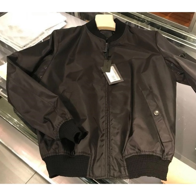 オンラインショップ PRADA - fuji ブルゾン - i-k-i.co.jp