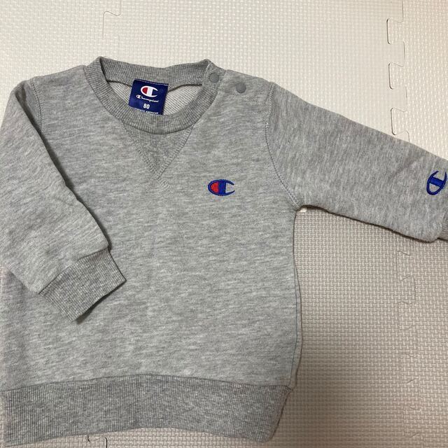 Champion(チャンピオン)の長袖 子供服 トレーナー Champion 80 キッズ/ベビー/マタニティのベビー服(~85cm)(トレーナー)の商品写真